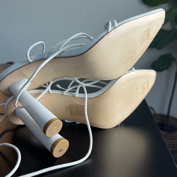 Song of Style Eden Strappy Heel (size 8.5) - Picture 8 of 8